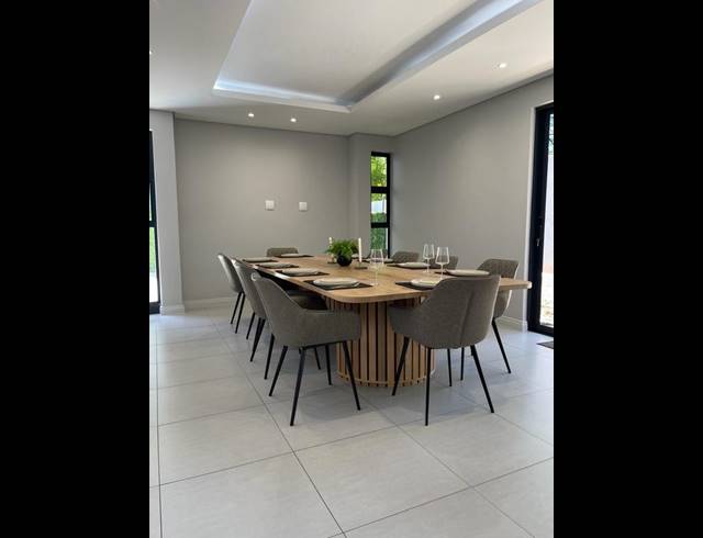 4 BEDROOM CLUSTER FOR SALE IN SANDOWN